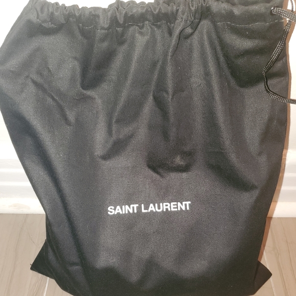 Medium Vicky YSL Monogram lambskin chain bag - Picture 2 of 9